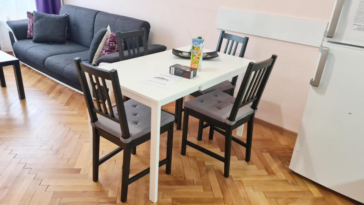 Lovely City Center 1Bd, 1Bt Apartment Sofia Exterior foto