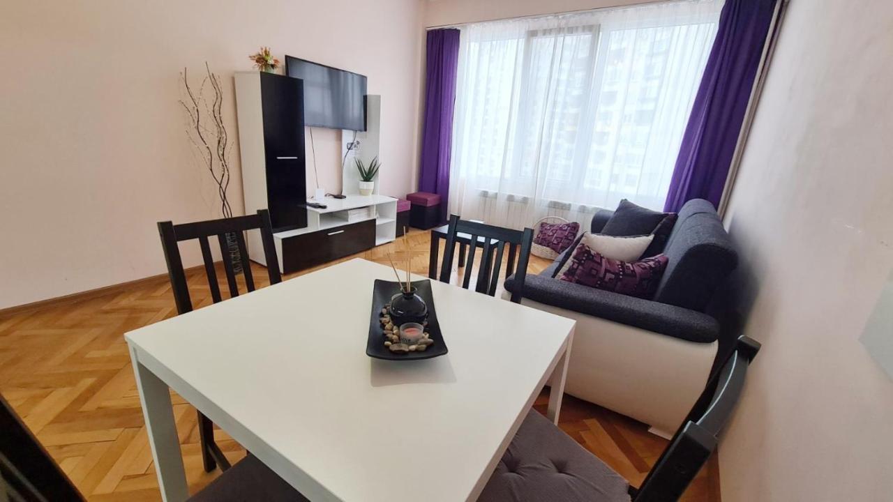 Lovely City Center 1Bd, 1Bt Apartment Sofia Exterior foto