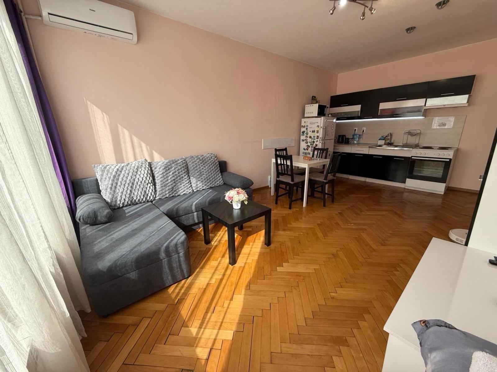 Lovely City Center 1Bd, 1Bt Apartment Sofia Exterior foto